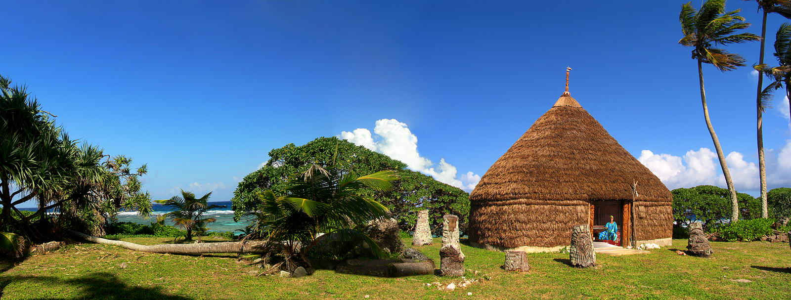 Travel Guide to accommodation in Lifou New Caledonia